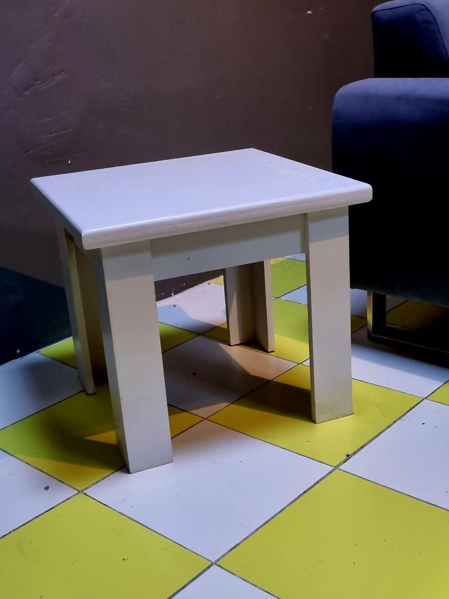 IKEA mini White Table - Image 3