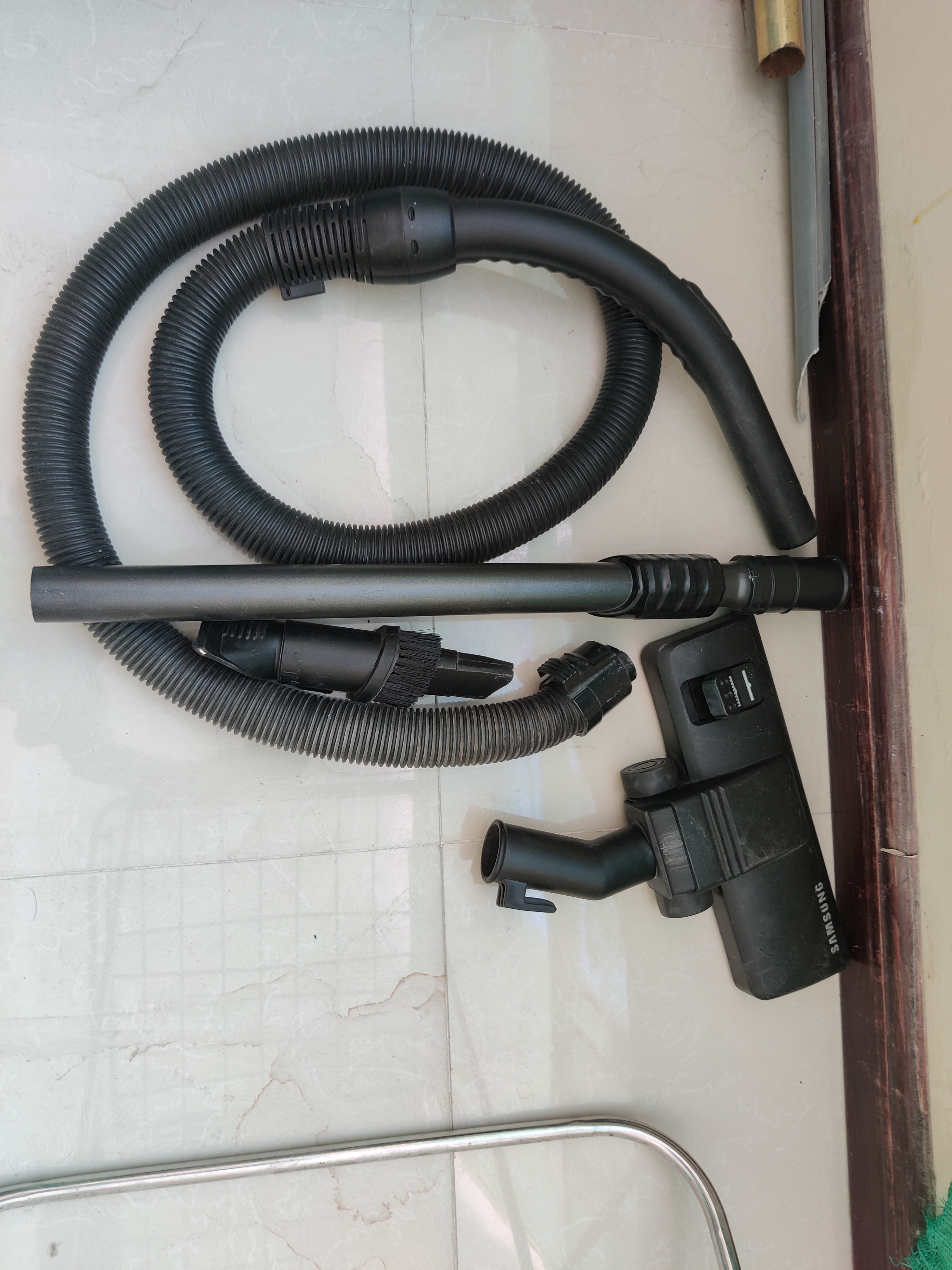 Carpet homesrus for sale (Vacuum cleaner free) - Image 5