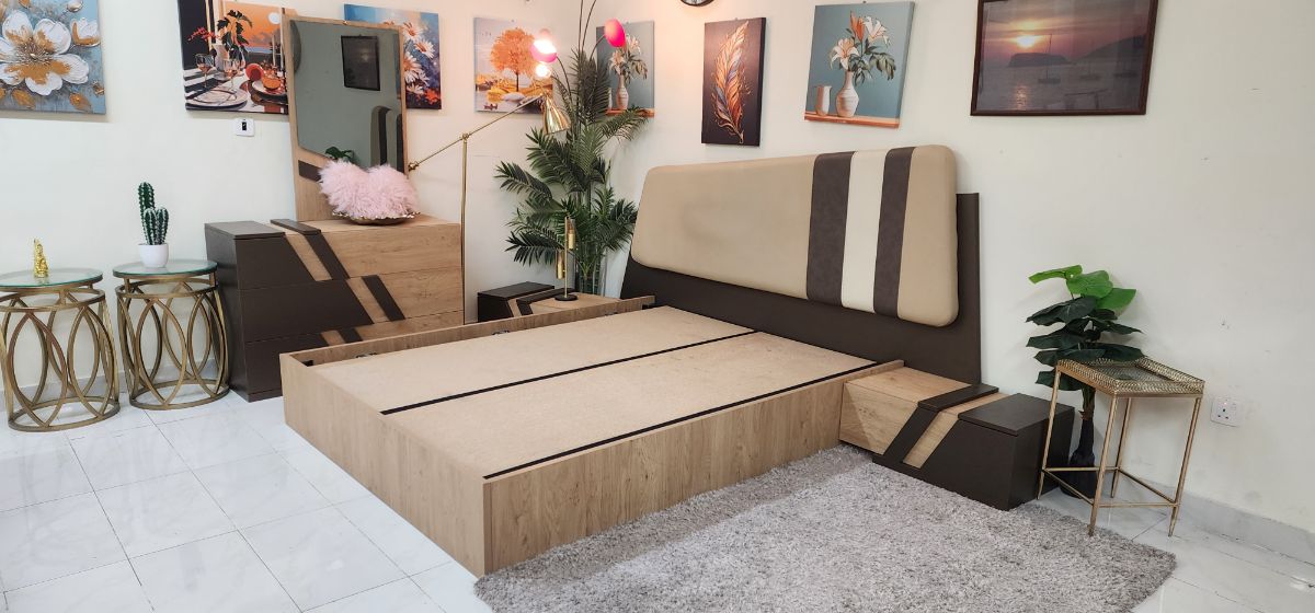 Queen size Bed Set - Image 2