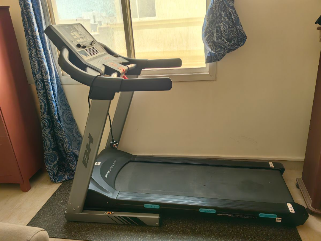 Treadmill Model G6414 - Image 3