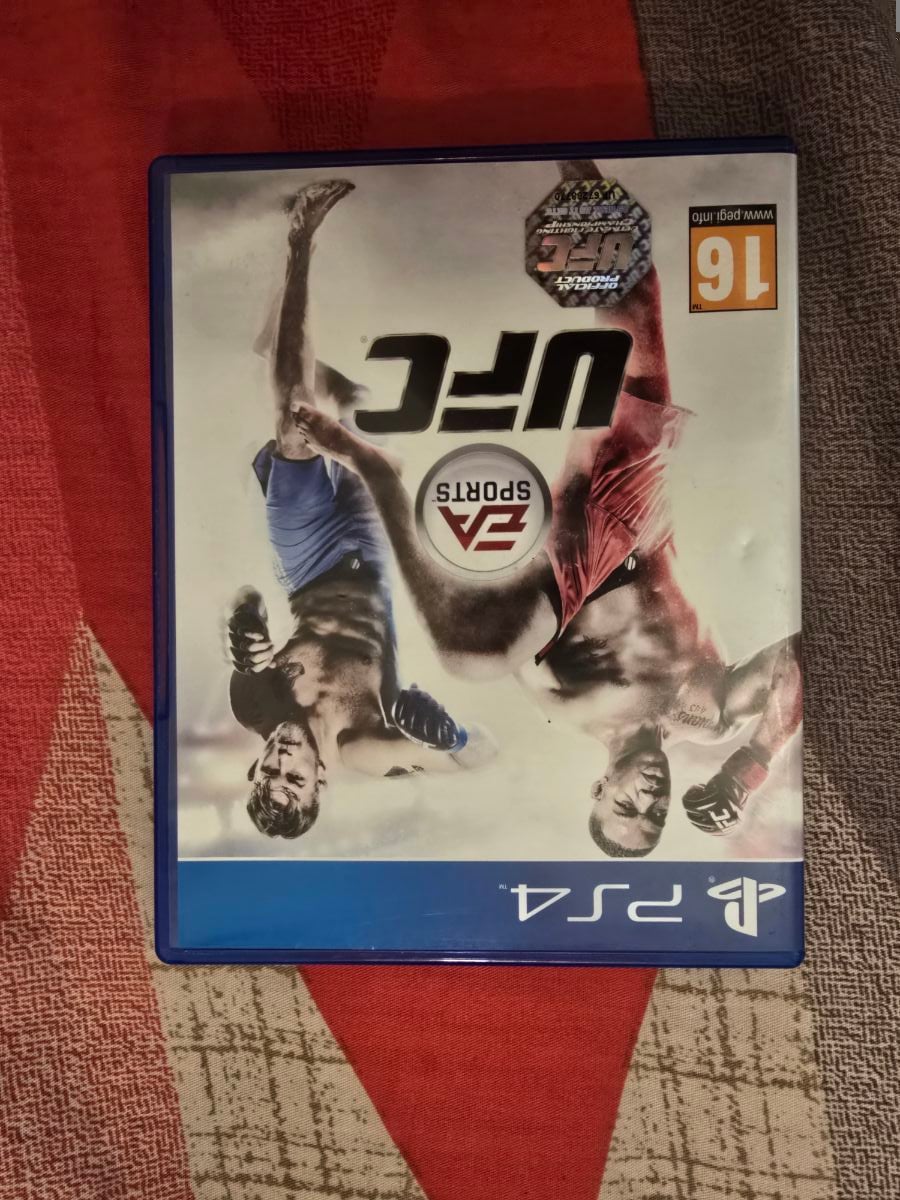 UFC 4 PS4 - Image 2