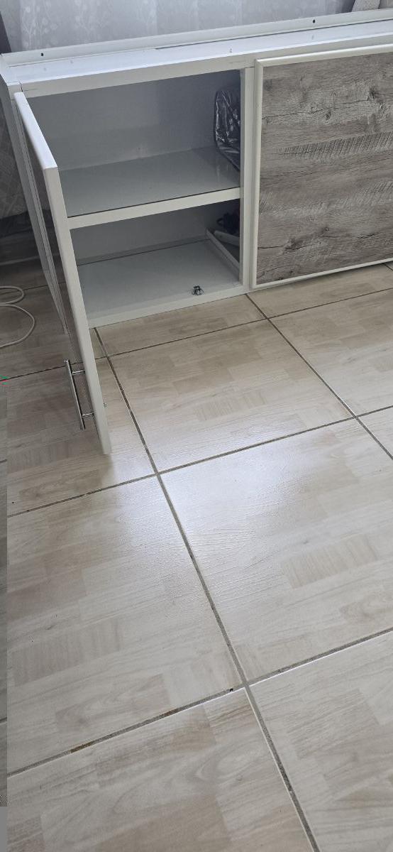 Kitchen cabinet - Image 2