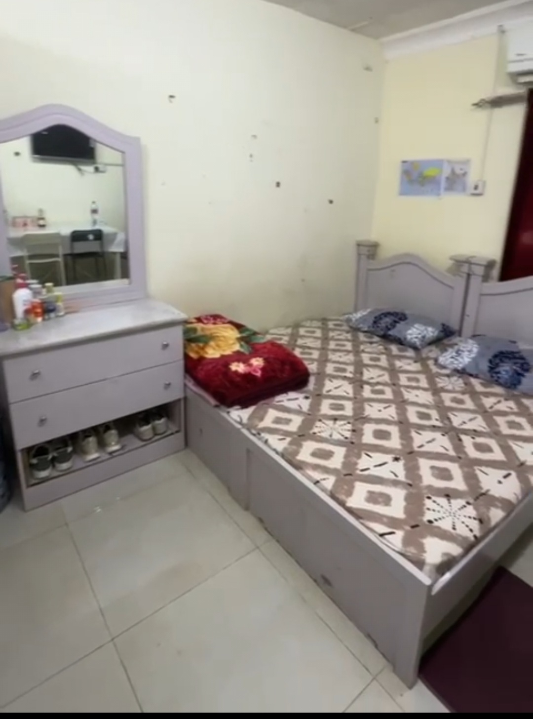 BED AND MATTRESS WITH FULL BEDROOM SET - Image 1