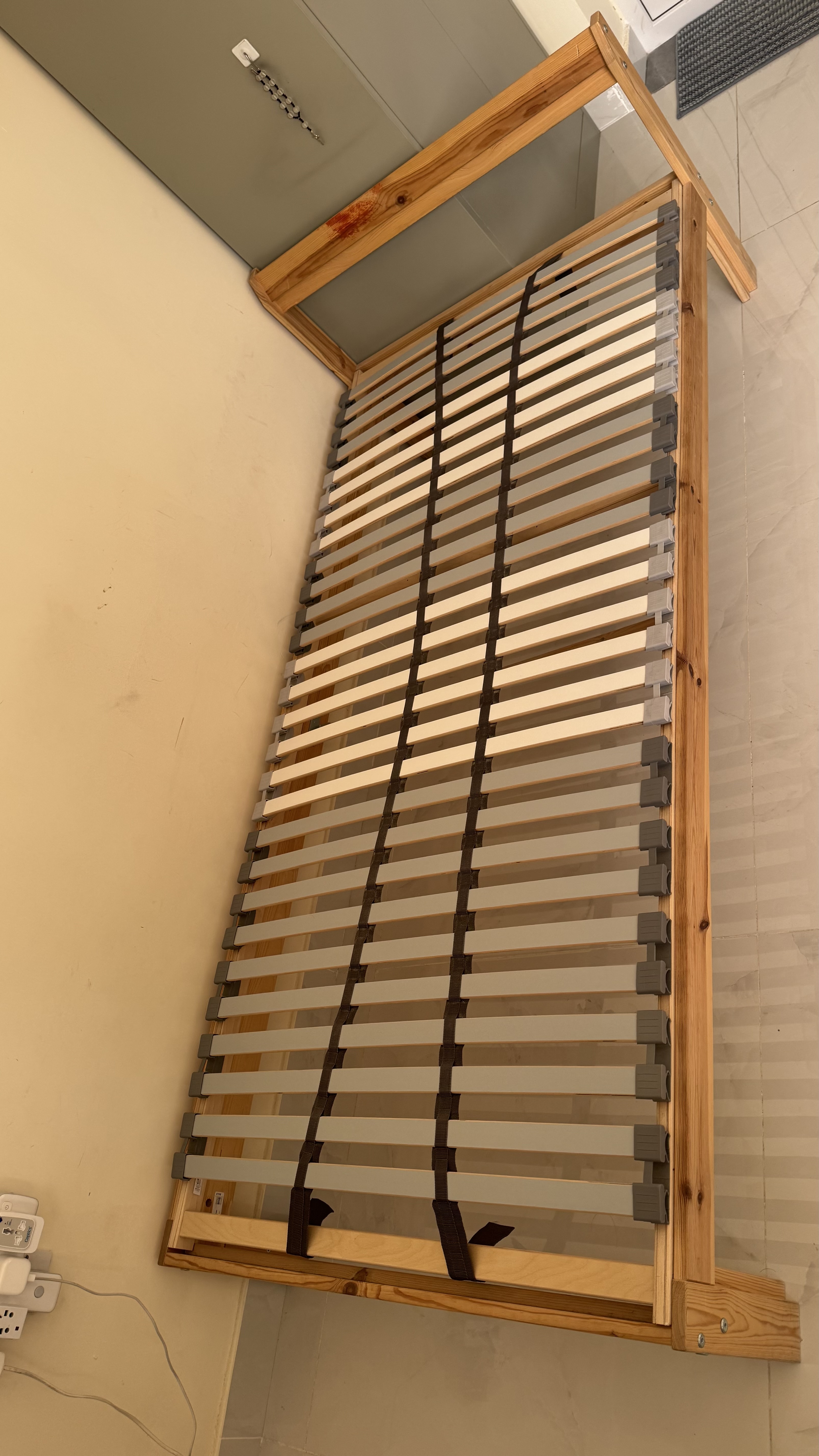 ?️ Wooden Bed Frame for Sale – 90×200 - Image 4