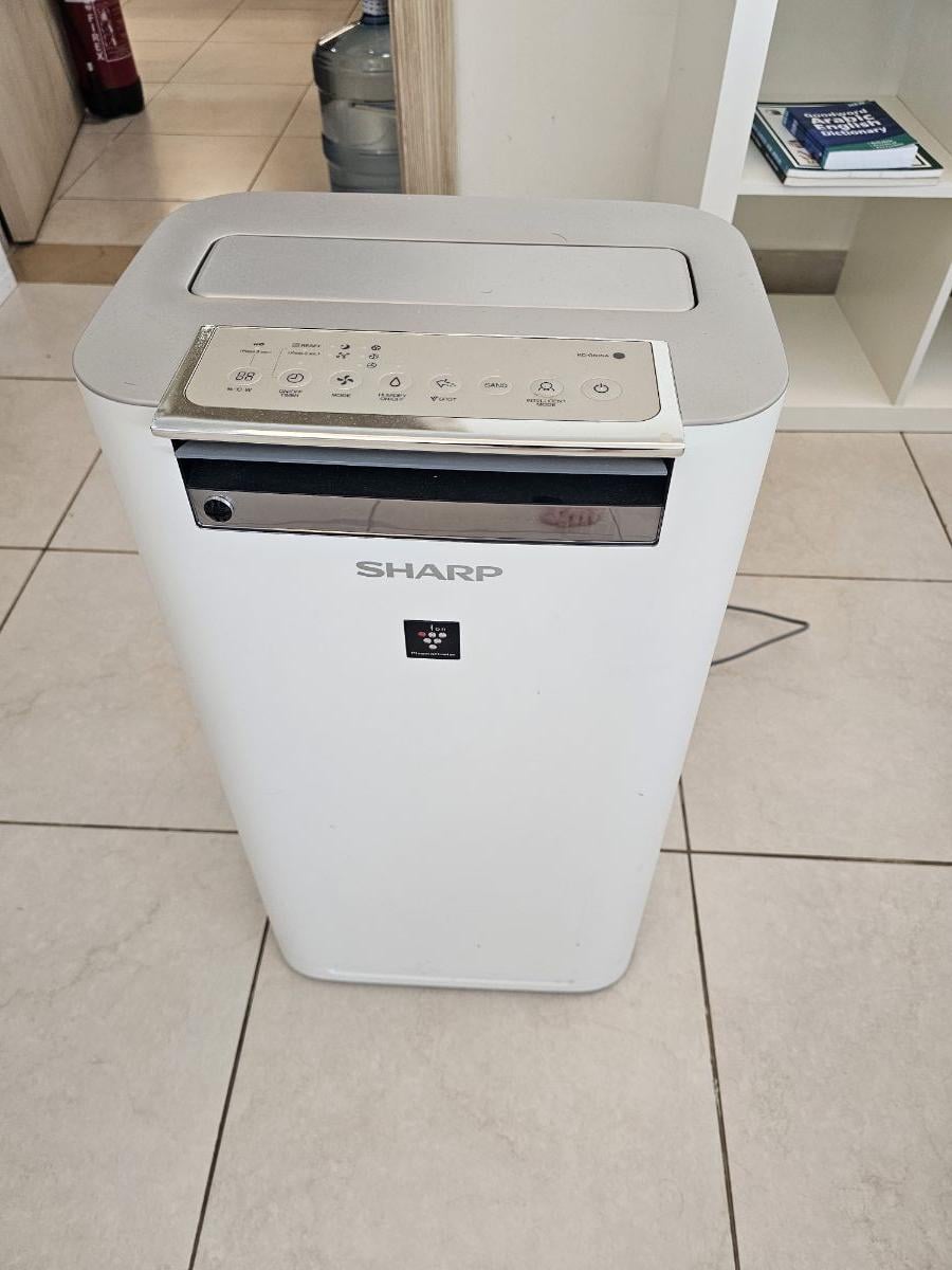 Air purifier - Image 1