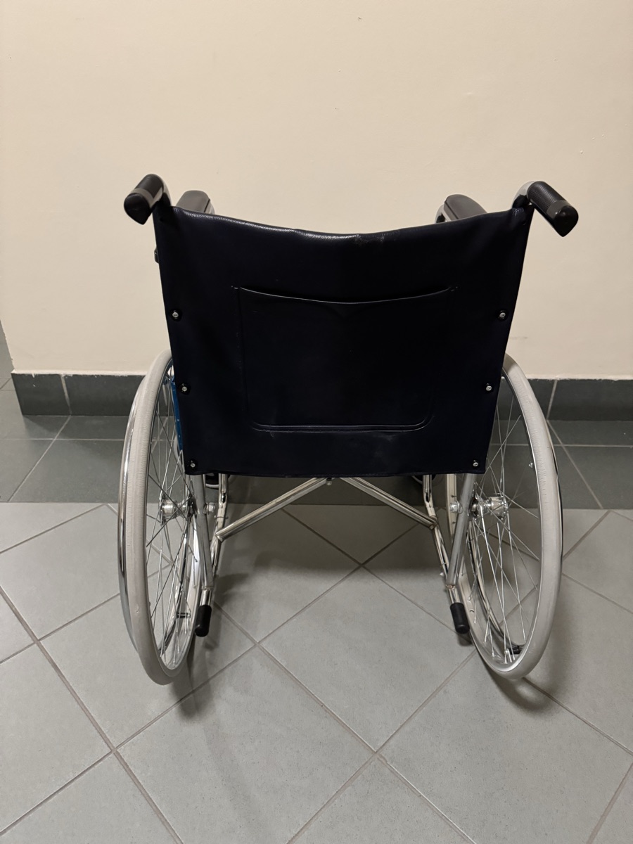 Wheelchair - Image 3