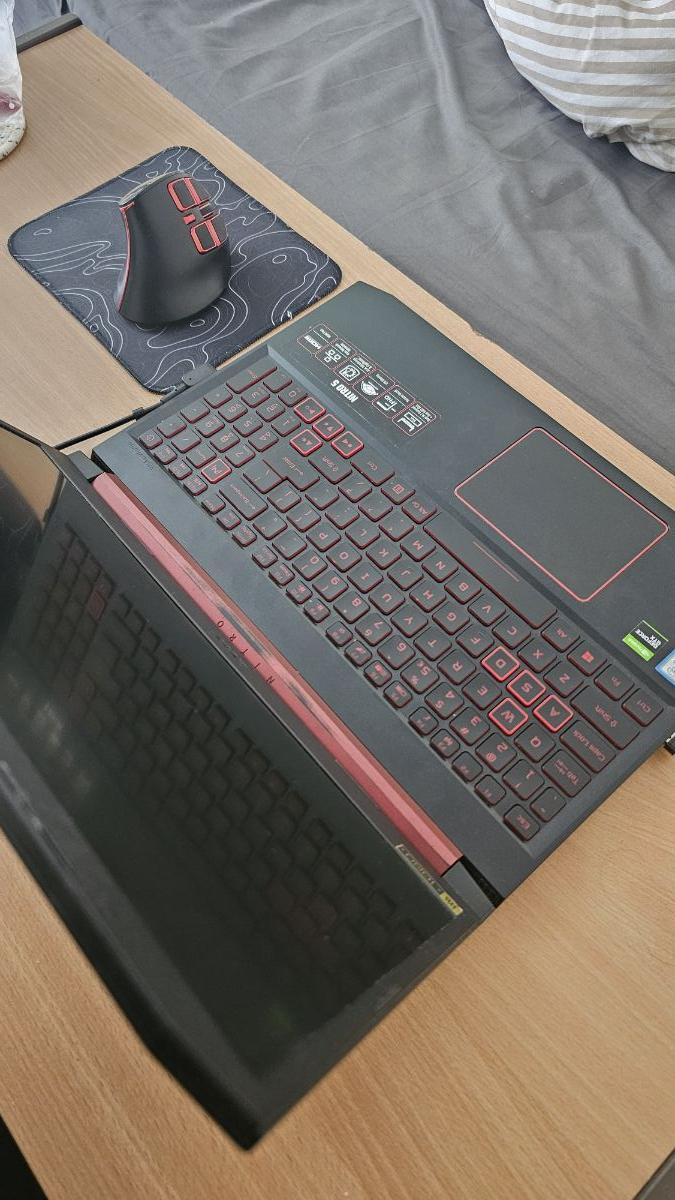 Acer Nitro 5 gaming laptop - Image 3