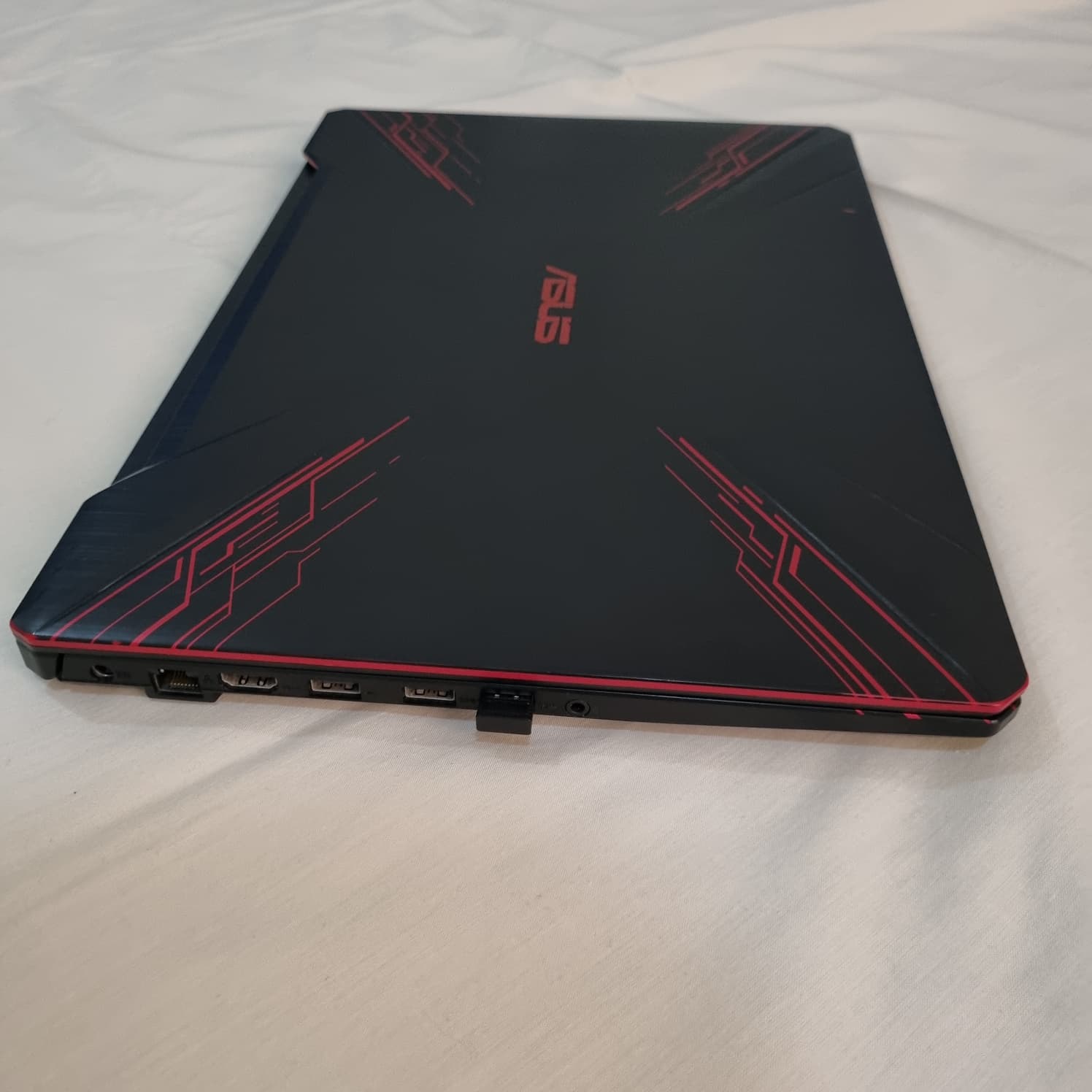 ASUS TUF Gaming Laptop FX505 - Image 3