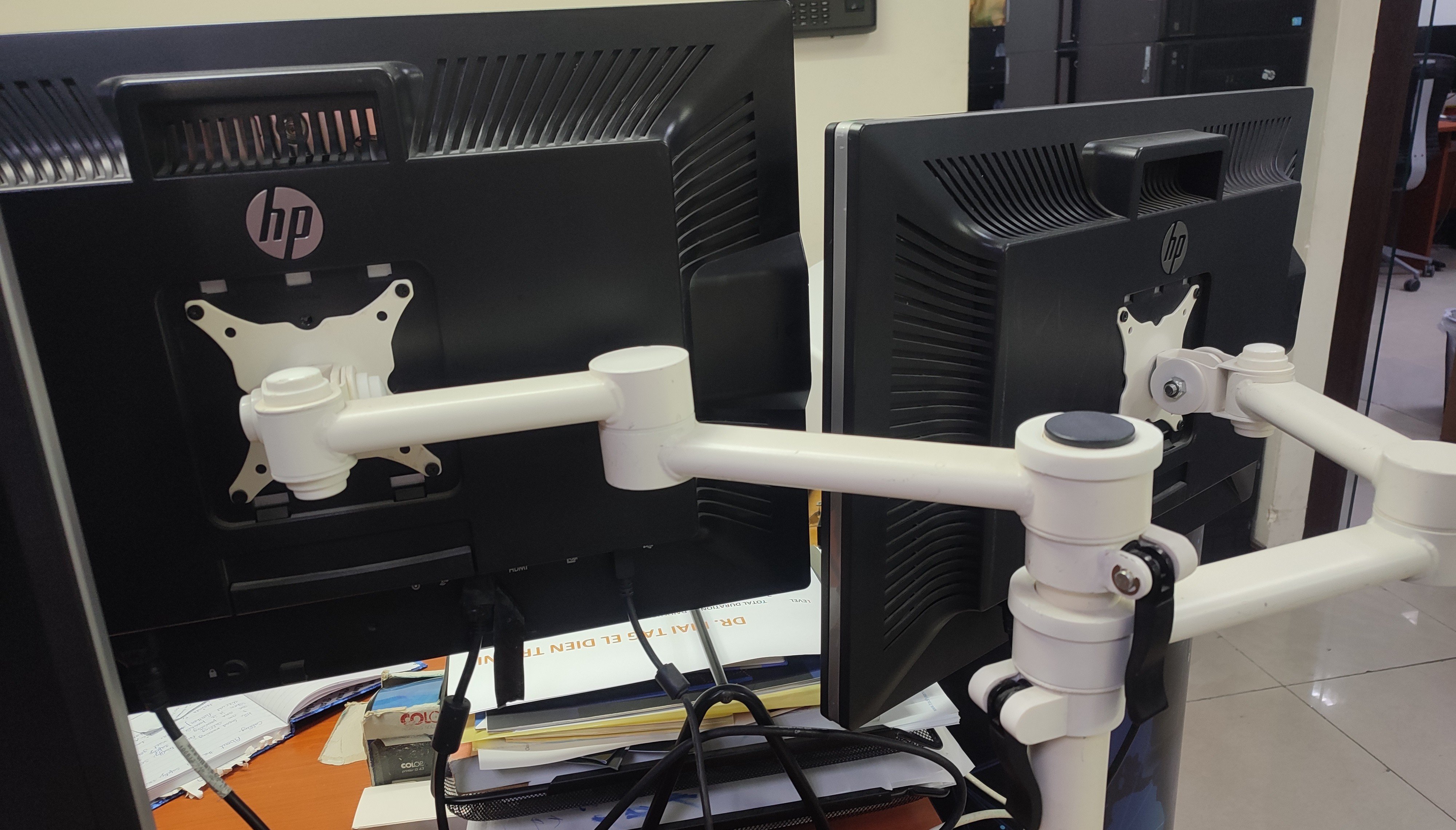 Dual Monitor Arm - Image 3
