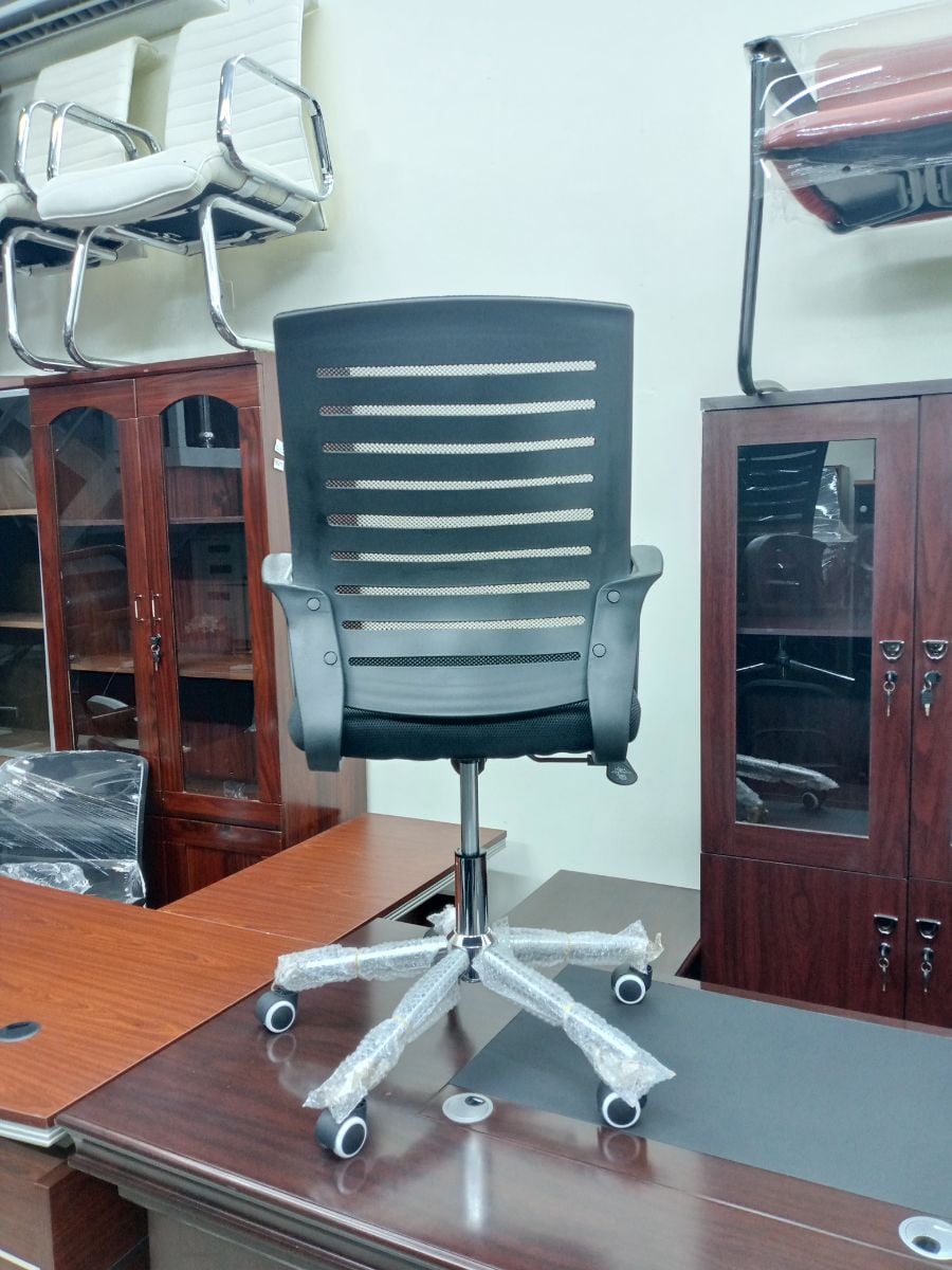 Use office furniture buy and sale - Image 13