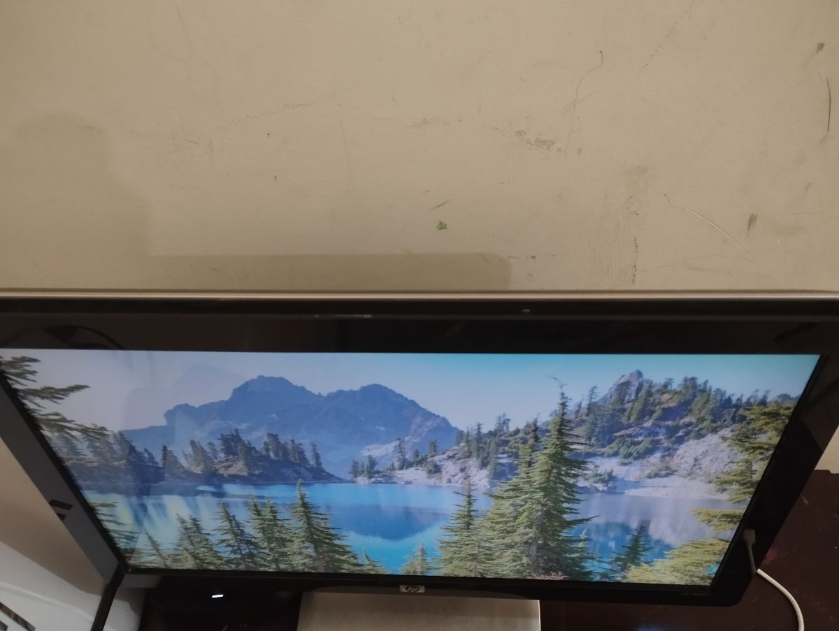 HP 1859m 18.5" monitor. - Image 3