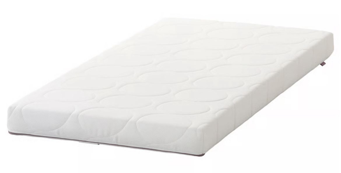 Wooden White cot with New Mattress 60 x 120 cm - Image 2