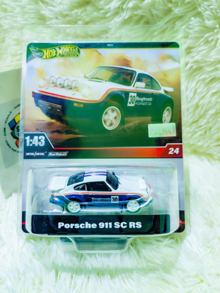 Hot Wheels Premium 1:43 - Porsche 911 SC RS - Image 1
