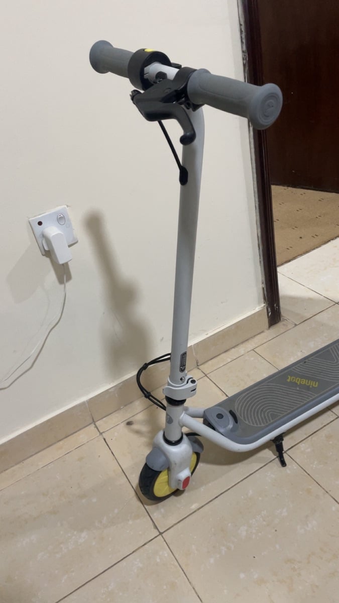 Electric scooter For Kids - Ninebot C2 - Image 3