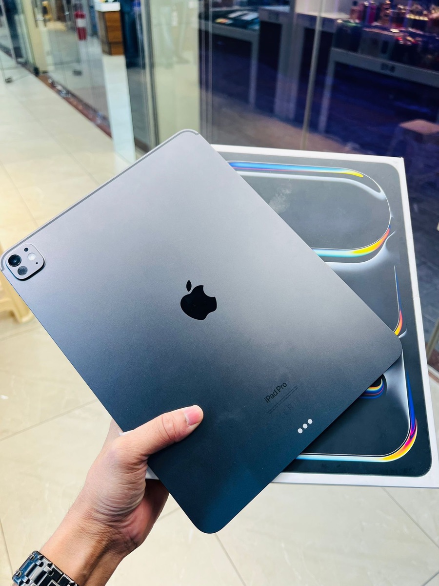 iPad Pro 13inch m4 256gb WiFi - Image 2