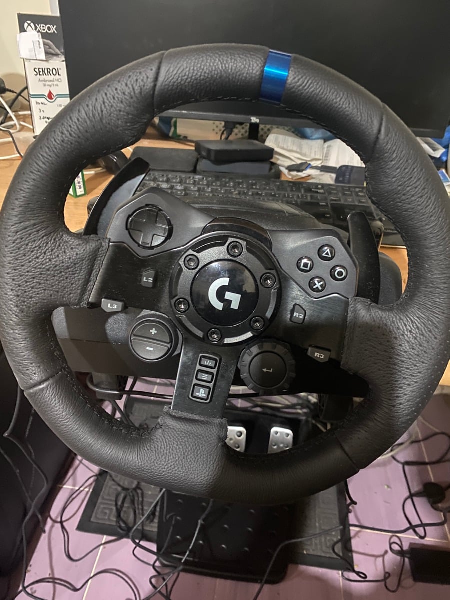 Logitech G923 racing wheels for playstation and PC - Image 3