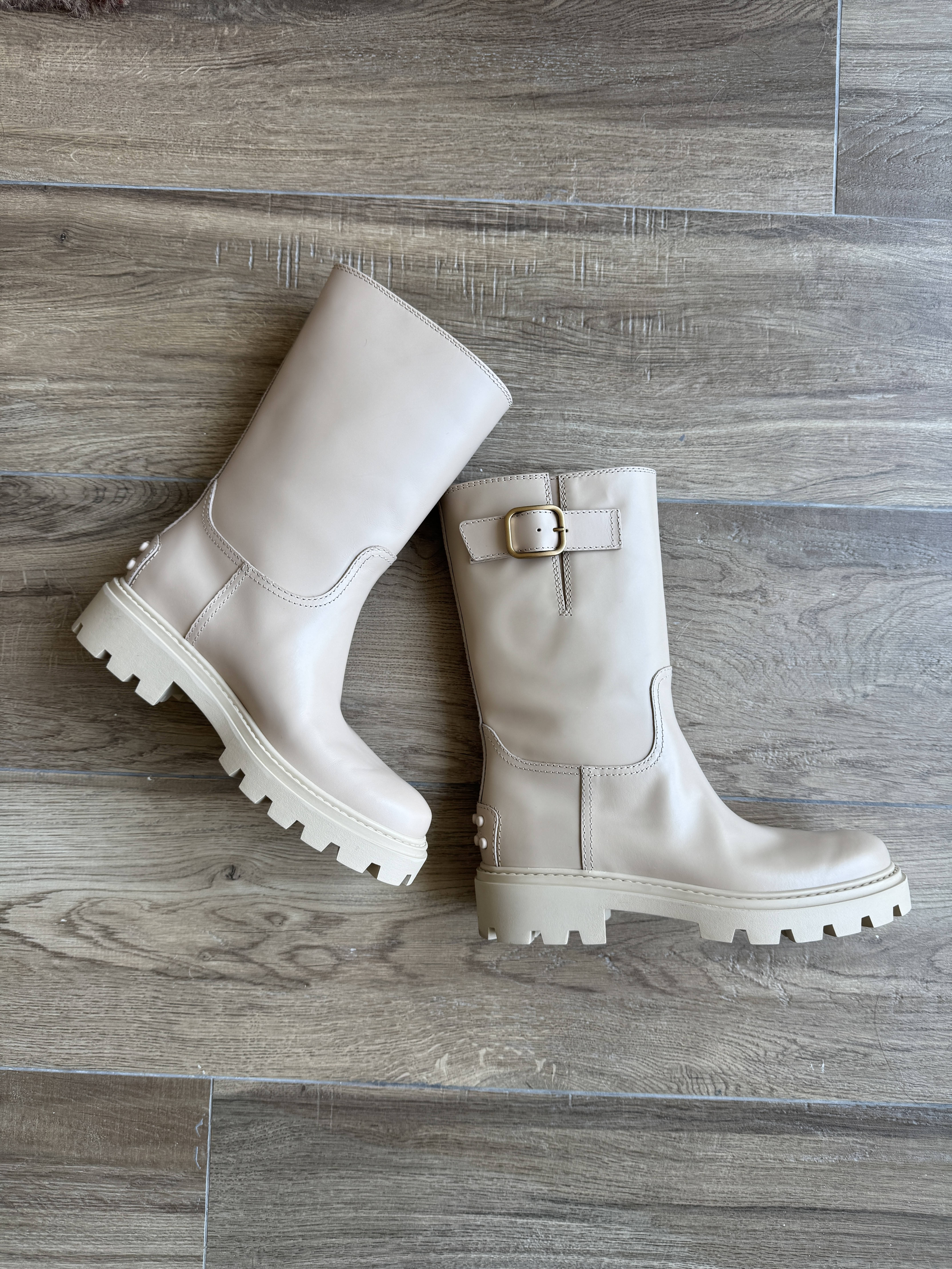 New leather boots made in Italy - Image 2