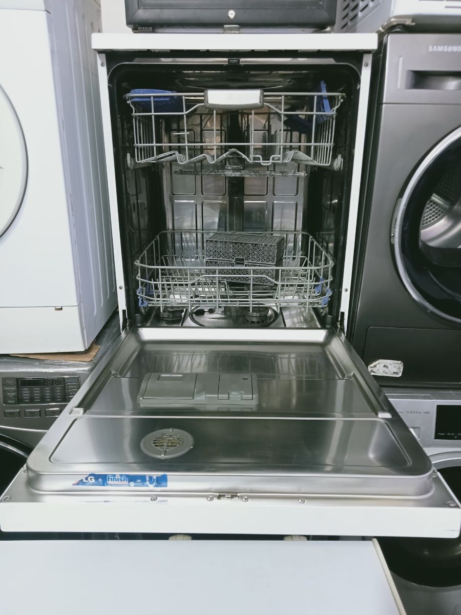 LG dishwasher available for sale - Image 3