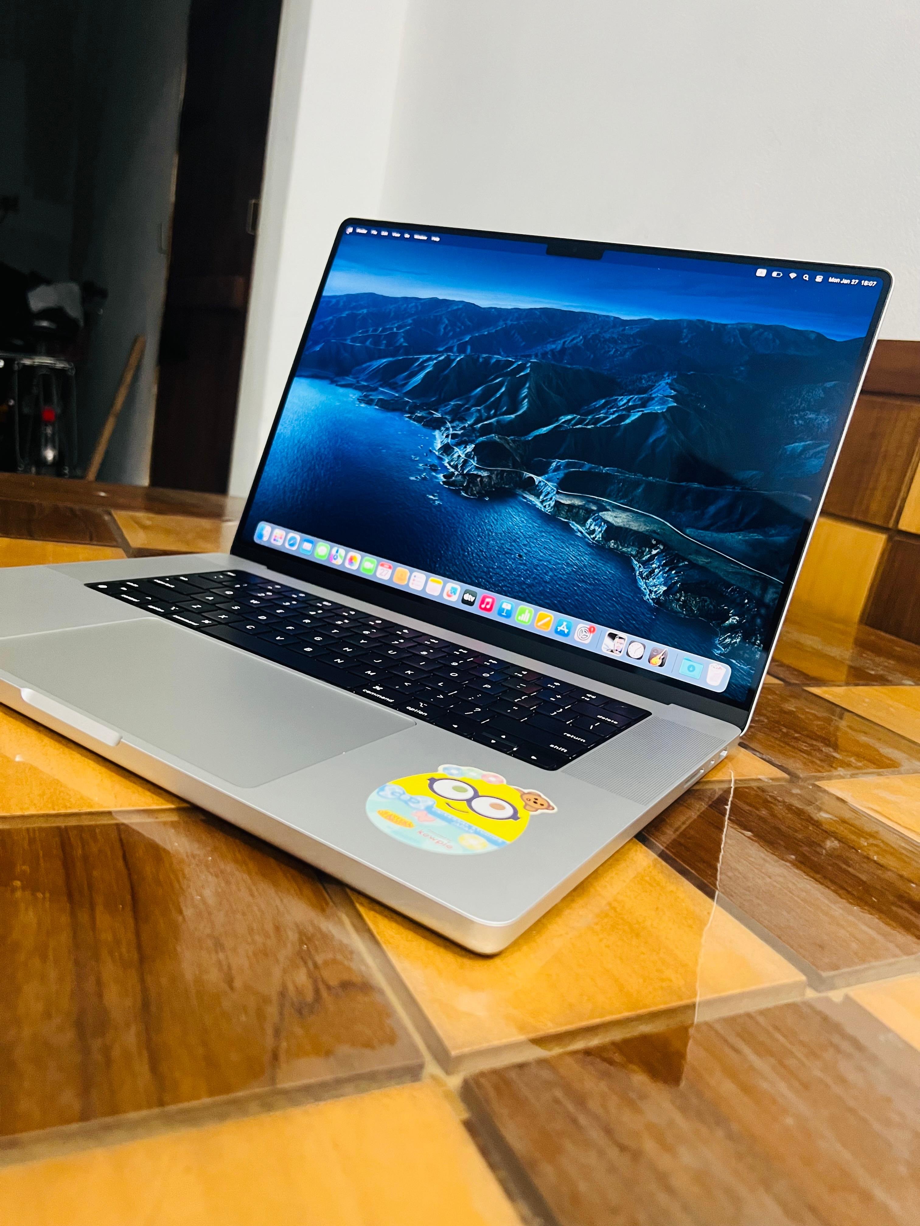 MacBook Pro 16" (2023) – M2 Pro | 16GB RAM | 1TB SSD | 96% Battery - Image 2