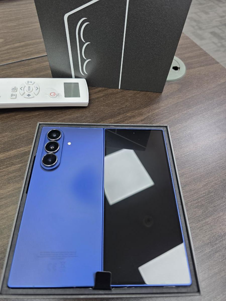 Samsung Z Fold 7 1Tb Blue - Image 4