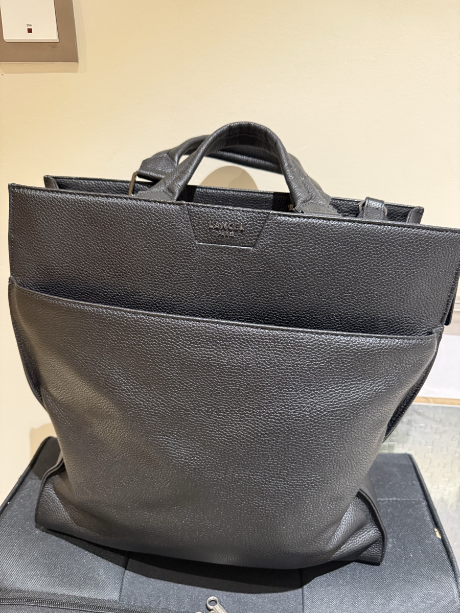 Traveling hand bag - Image 5