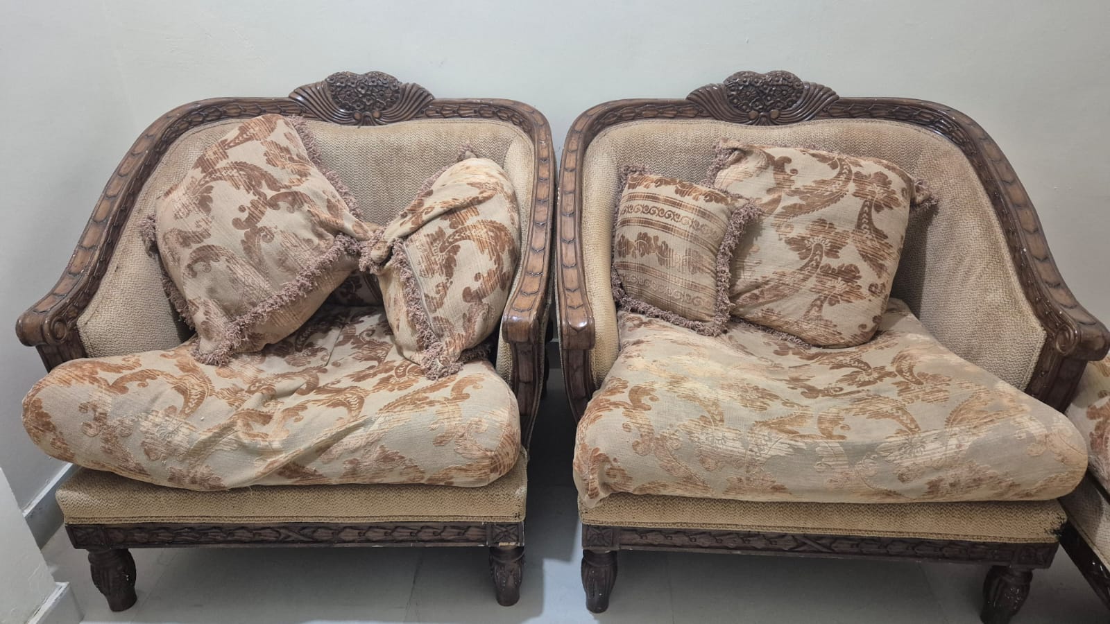 Wooden Sofa Set for Sale - Image 7