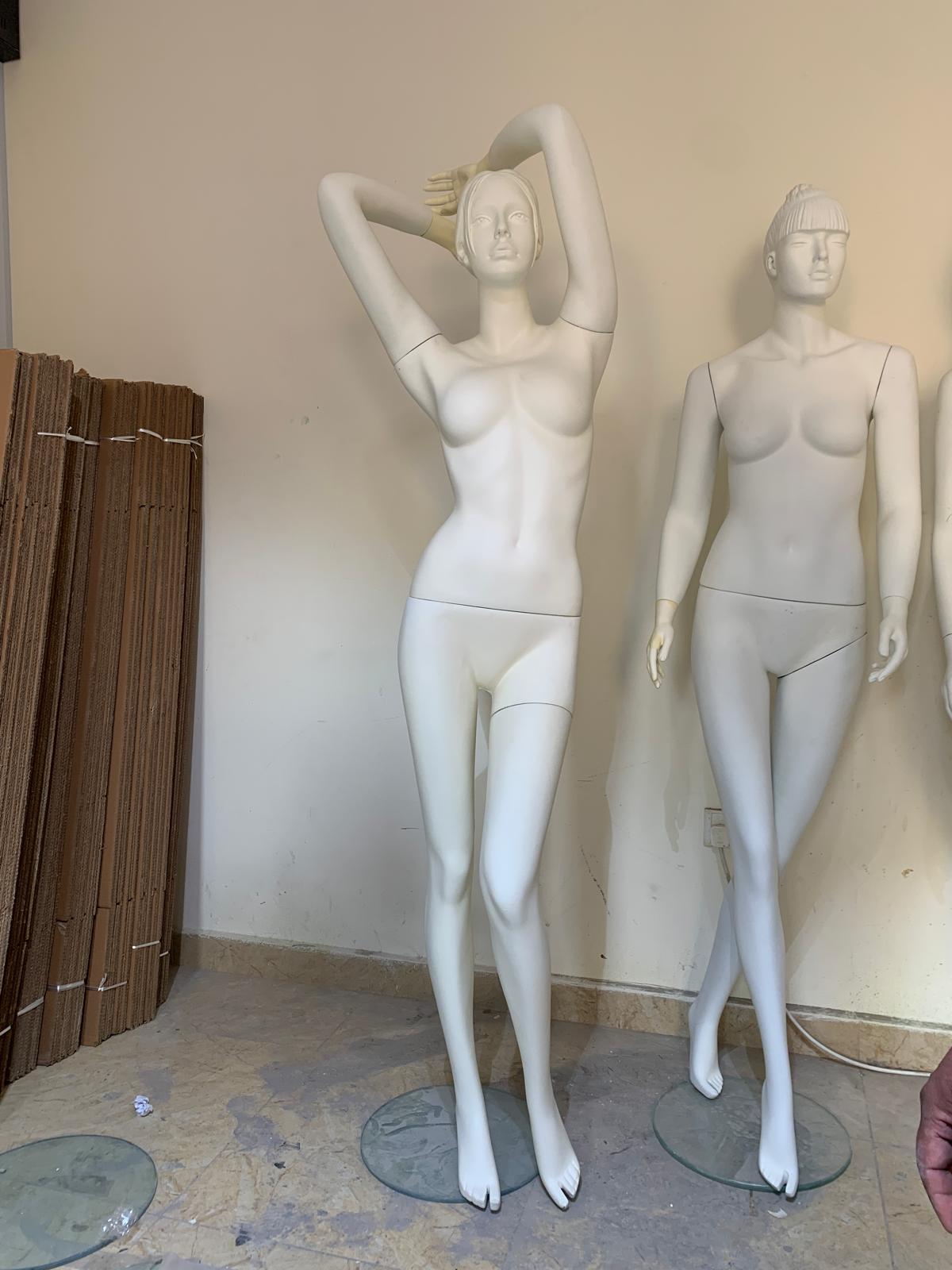 Mannequin Models - Image 8