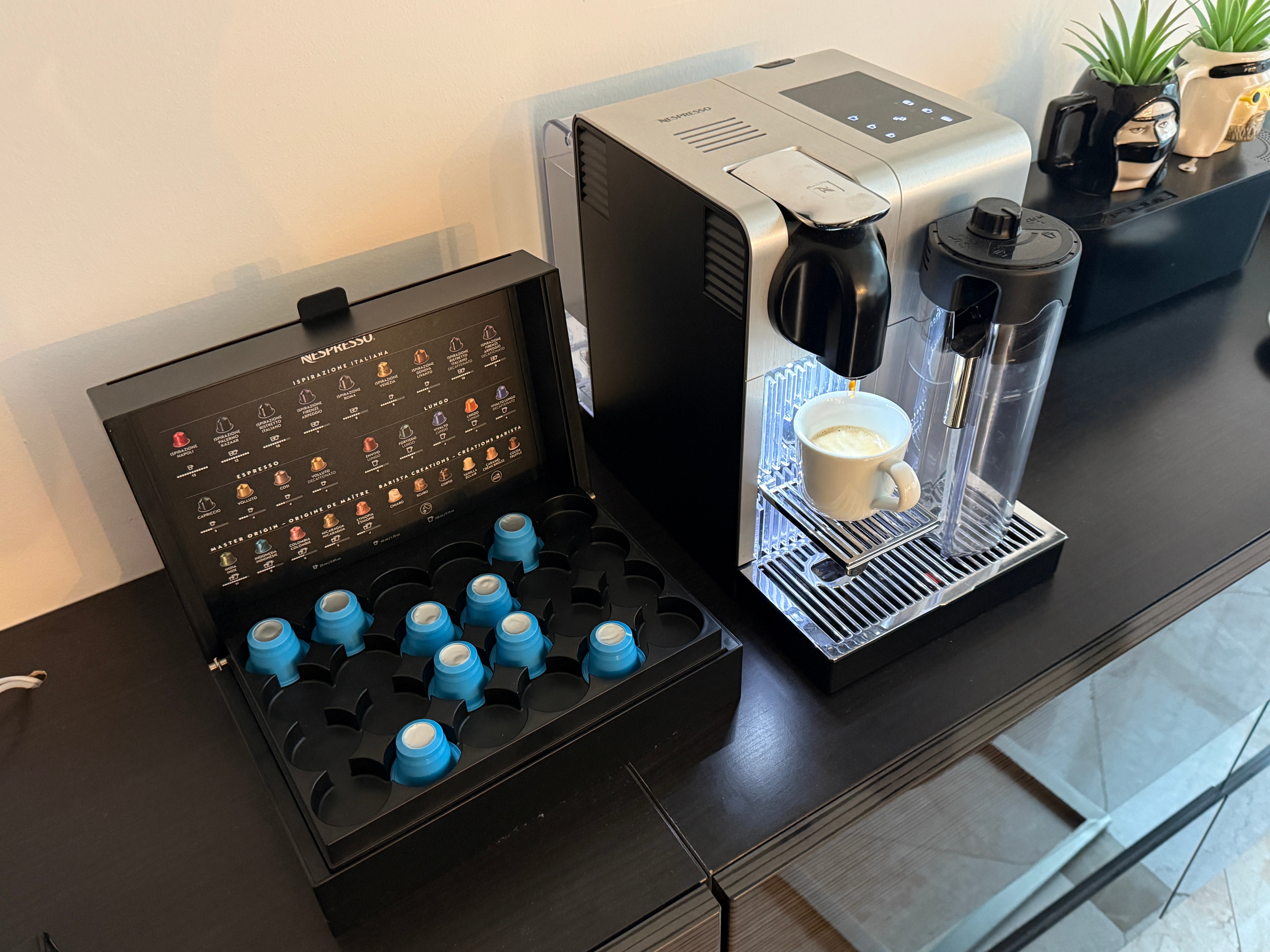 Nespresso Lattissima Pro Espresso Machine - good condition - Image 1