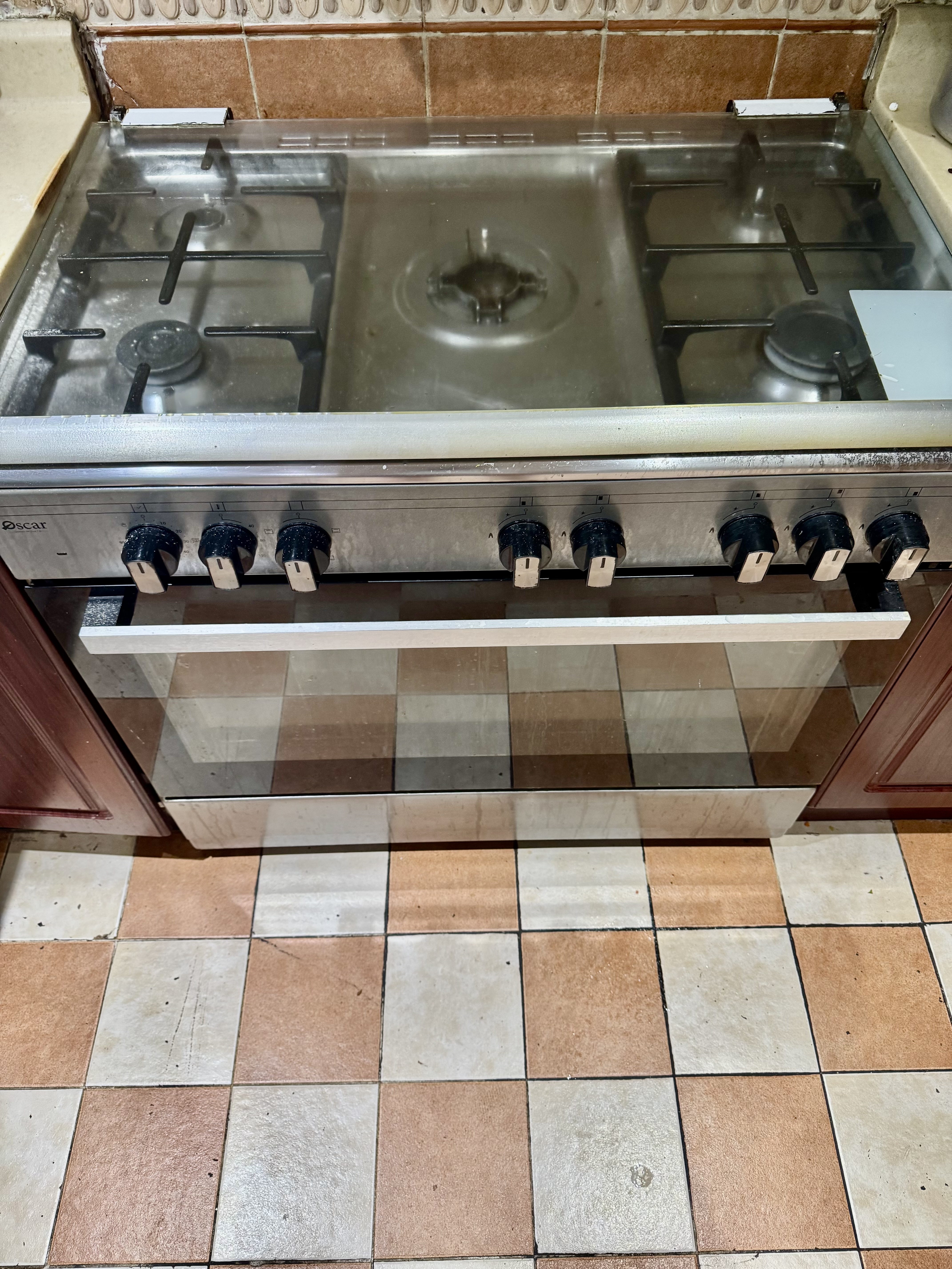 Oscar 5 Burner Stovetop & Oven Combo - Image 2