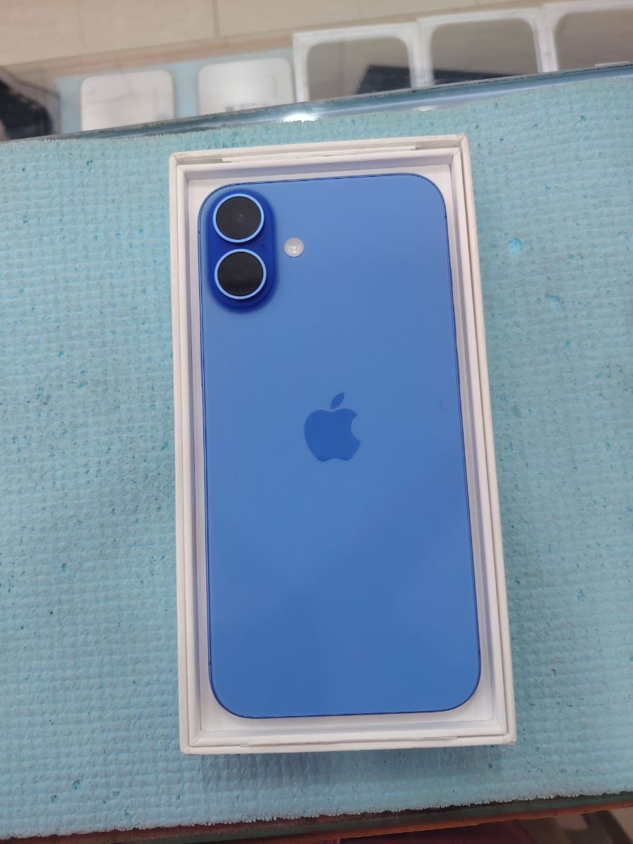 I phone 16 plus 128gb ultramarine color - Image 4