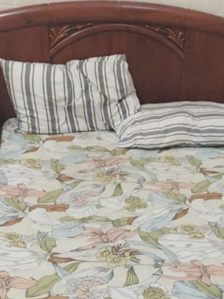Queen Bed sets & mattress  urgent sale - Image 2