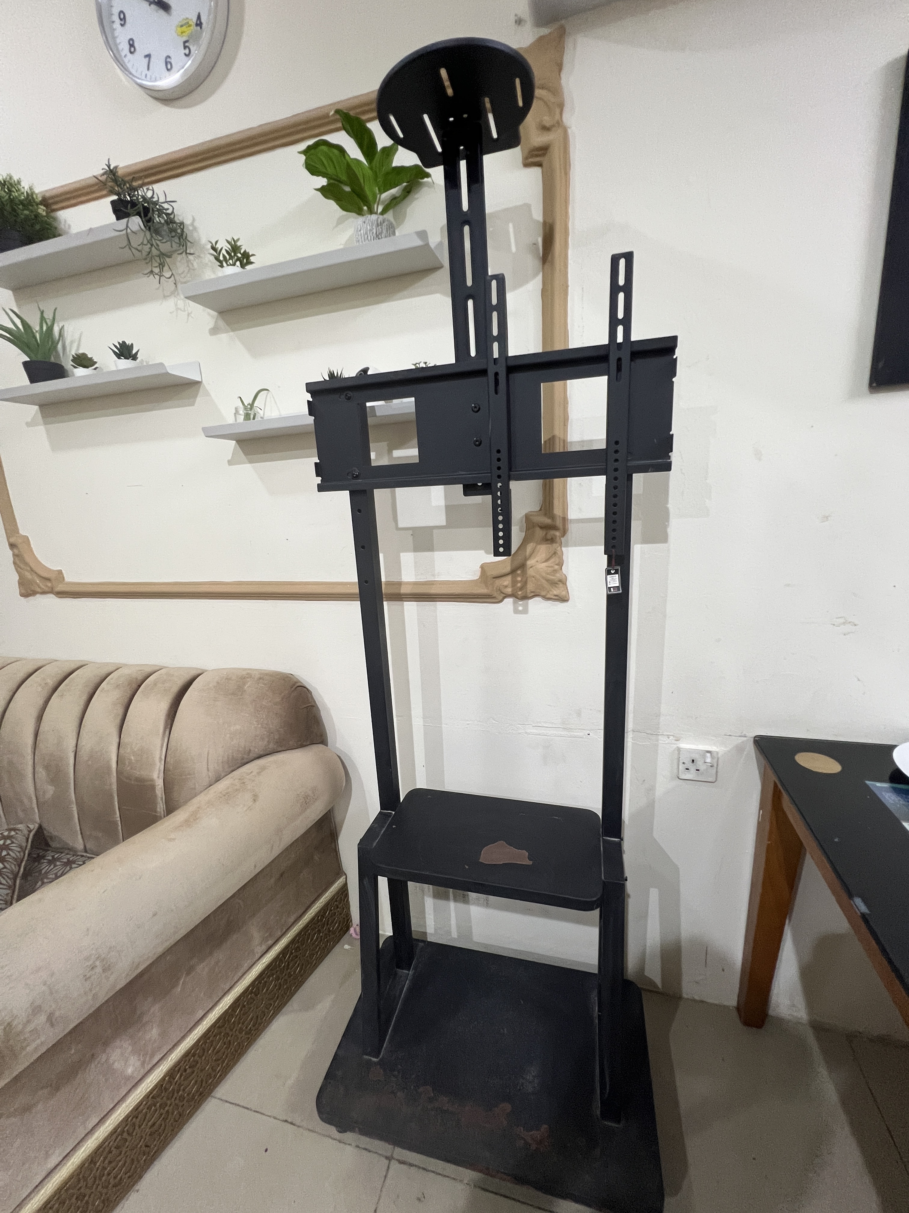 TV Stand (big and strong) - Image 4