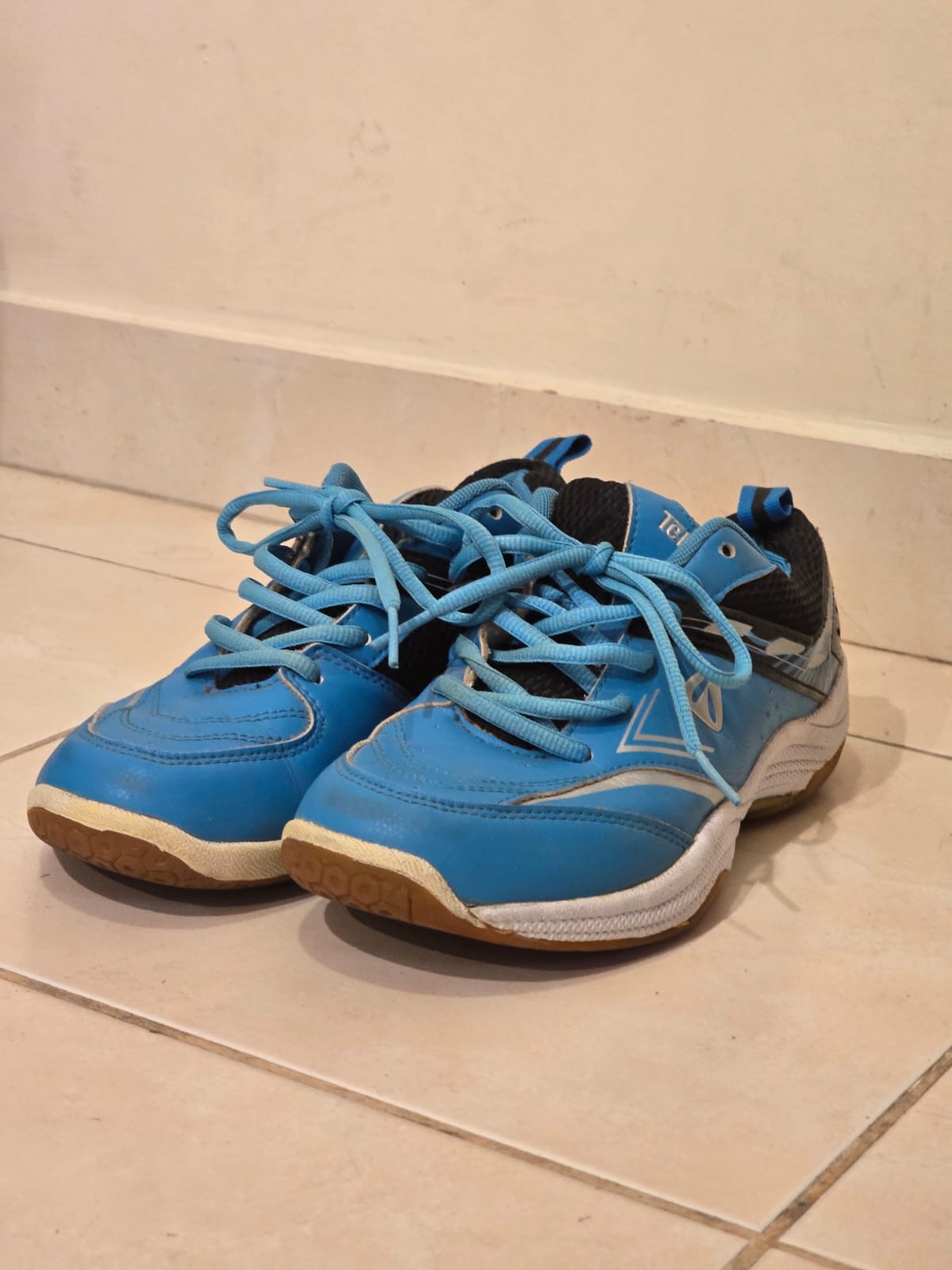 ? Teloon Badminton Shoes – Non-Marking! ? - Image 2