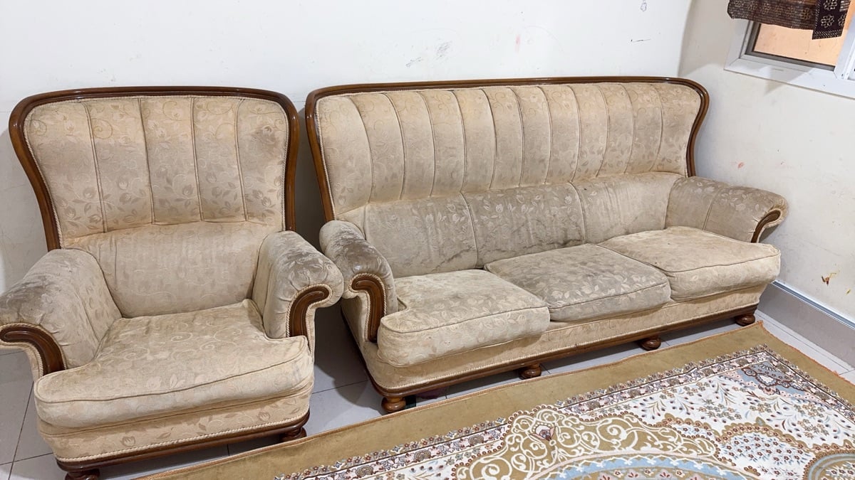 7 seater Sofa set (3+1+1+1+1)  with center table. (With stains, need washing) - Image 2