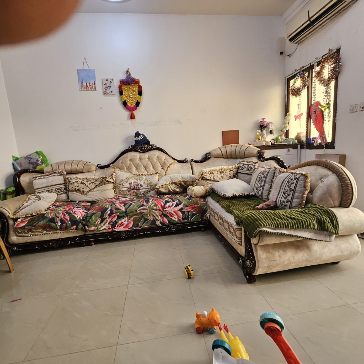 Big Sofa for sale - Image 4