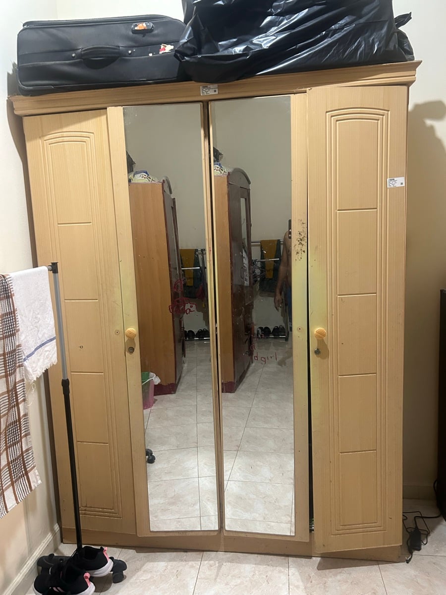 Free furniture today only - Image 2