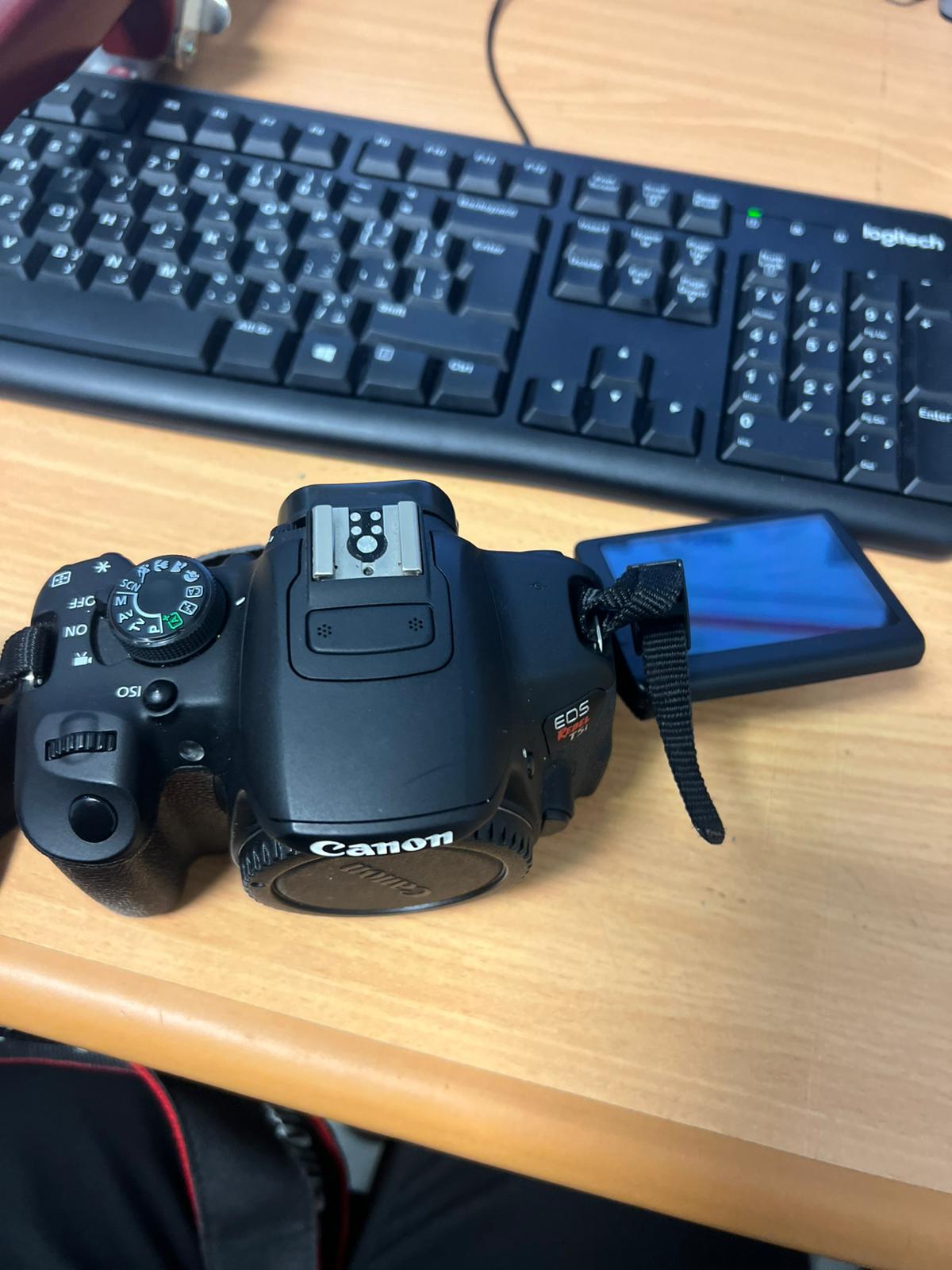 Canon Rebel T5i (EOS 700D) - Image 6