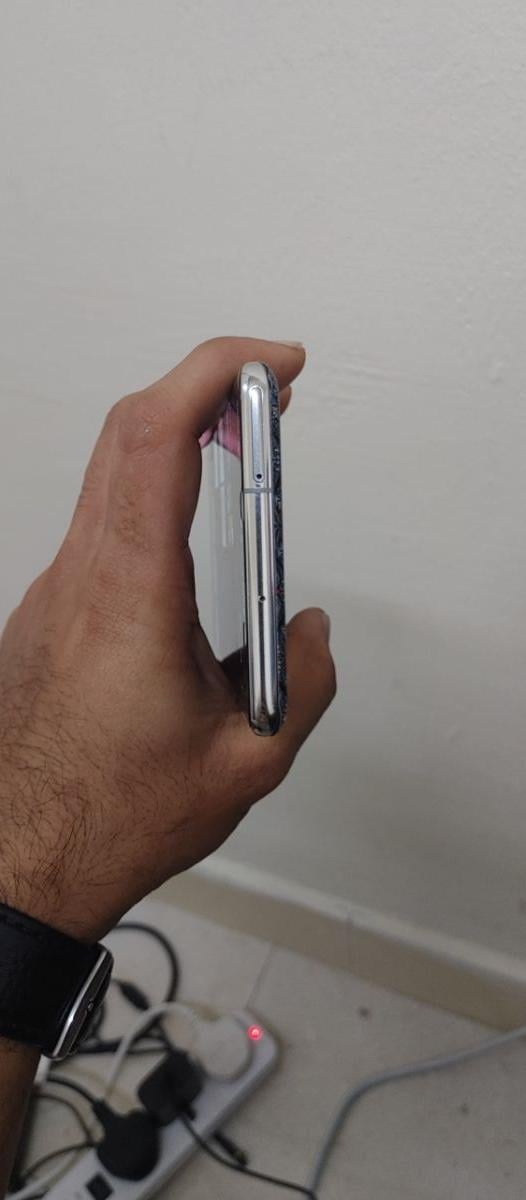 Samsung Galaxy S10 – Excellent Condition | Urgent Sale - Image 6