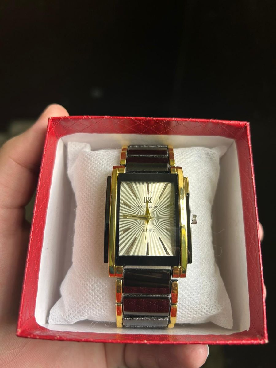 Black white golden watch for man - Image 3