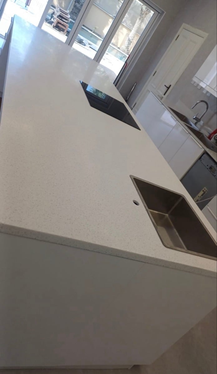 Corian Top - Image 3
