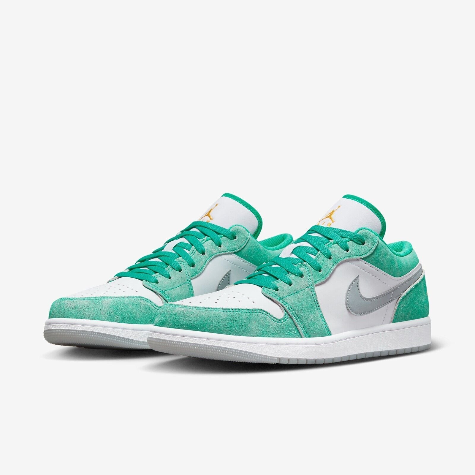 For sale brand new JORDAN 1 LOW models US9/UK8/EU42.5 mens size - Image 6