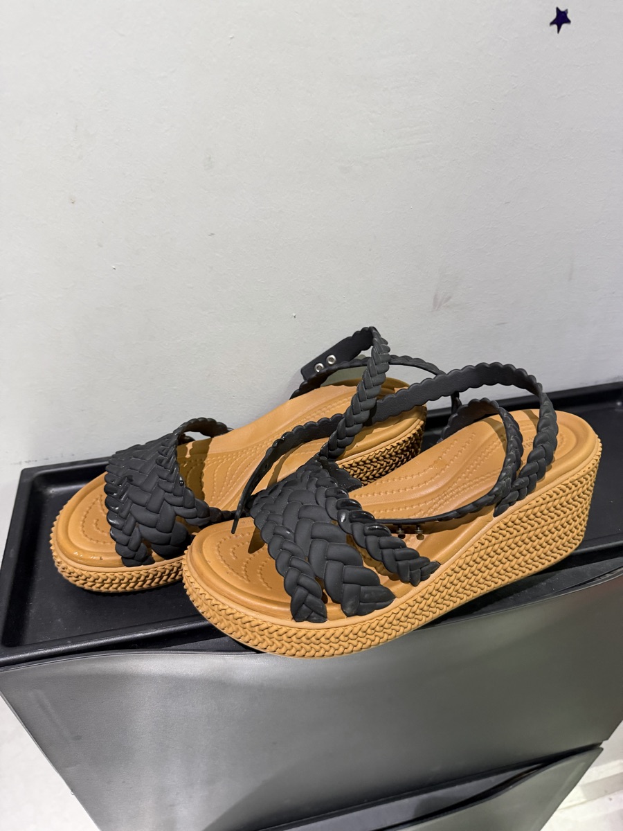 Crocs wedges - Image 1