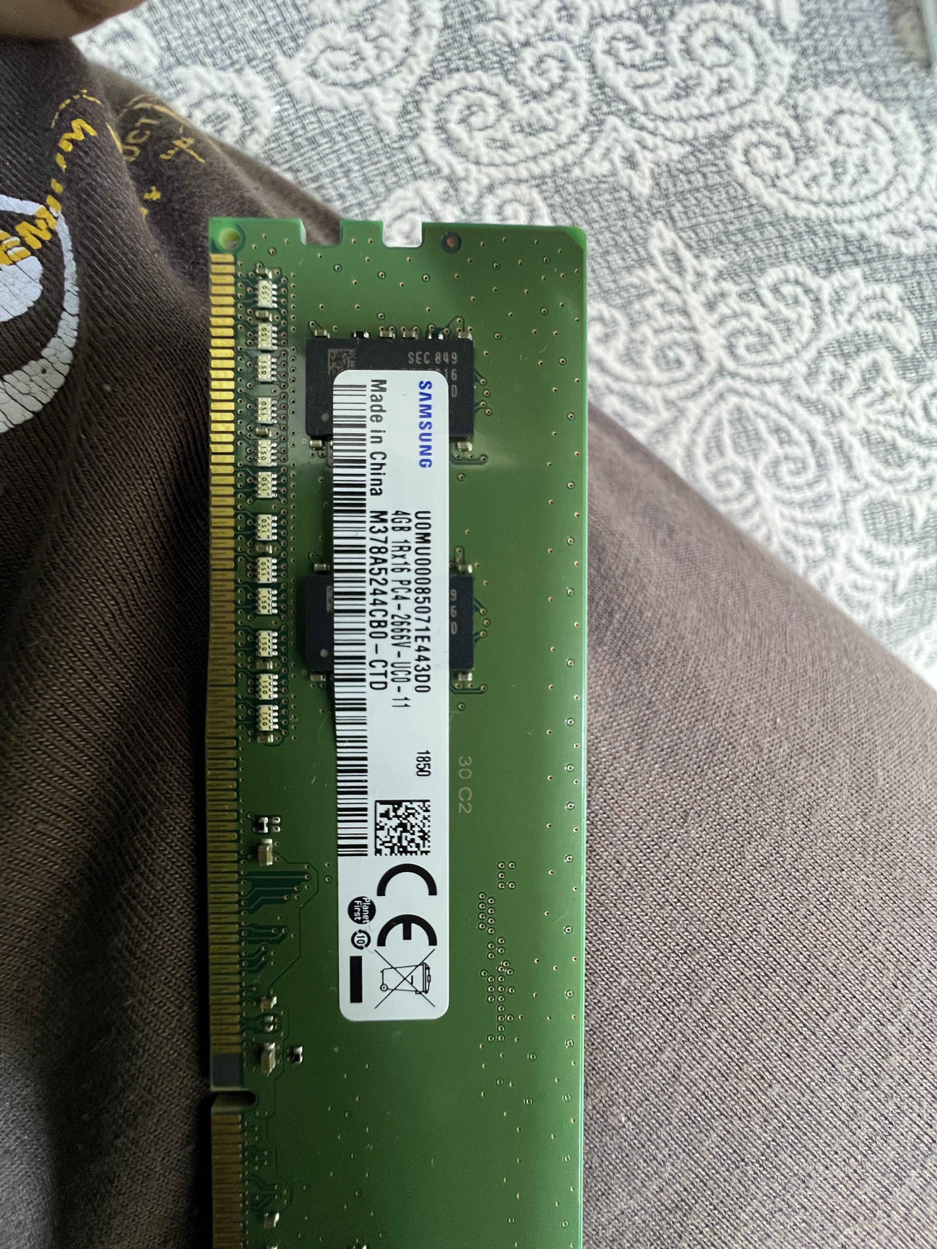 Samsung DDR4 - 4 GB RAM  - Image 2