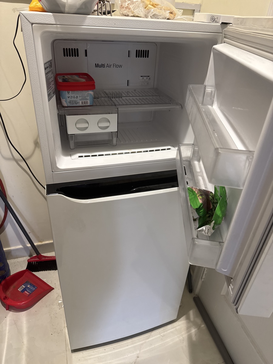 Refrigerator - Image 2