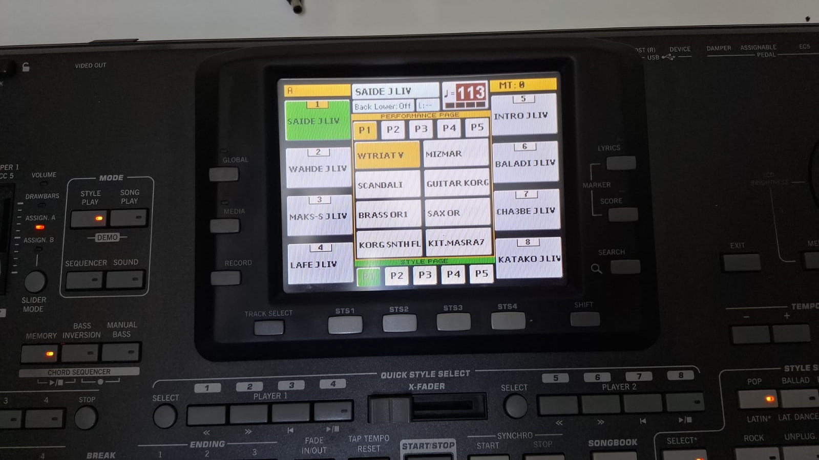 Korg PA3X OR in exelant condition  home use كورج بي اي 3 اكس أو آر بحالة جيدة جدا استعمال داخل المنزل  - Image 2