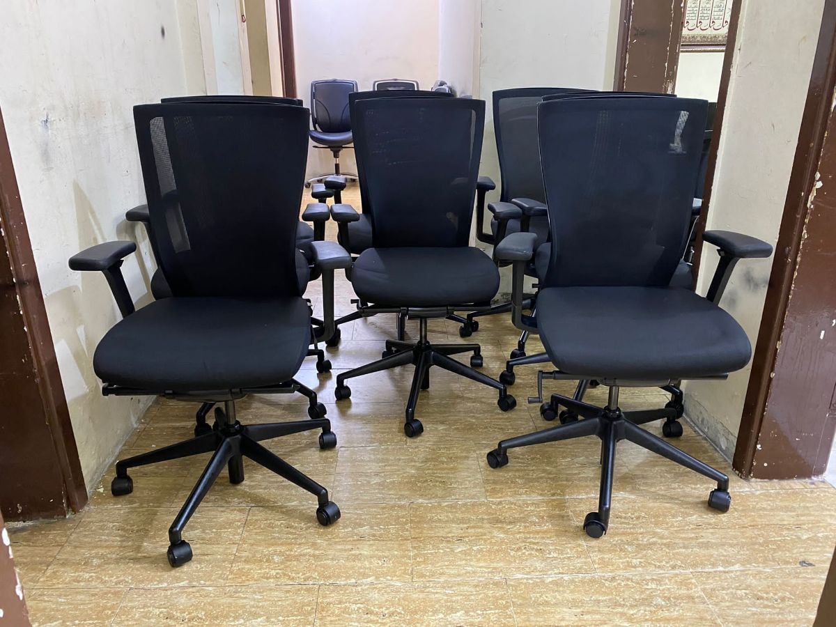 used office desk and chair buy and sell in qatar 55157083 - Image 8