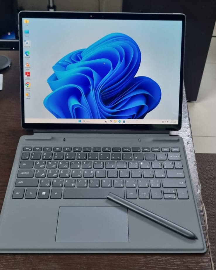 Dell Latitude 7320 Detatchable with KB and Pen - Image 2