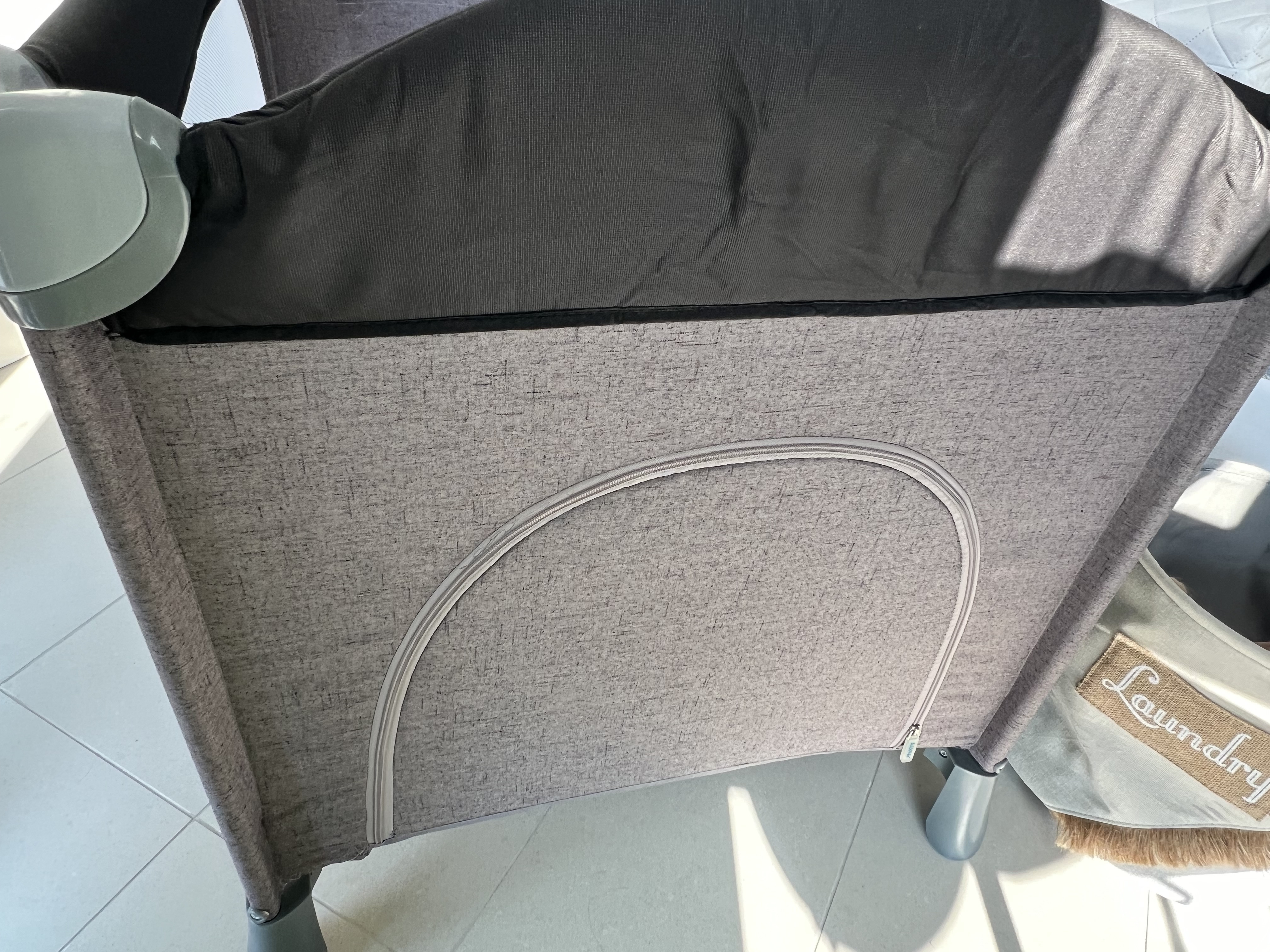 Travel cot  - Image 5