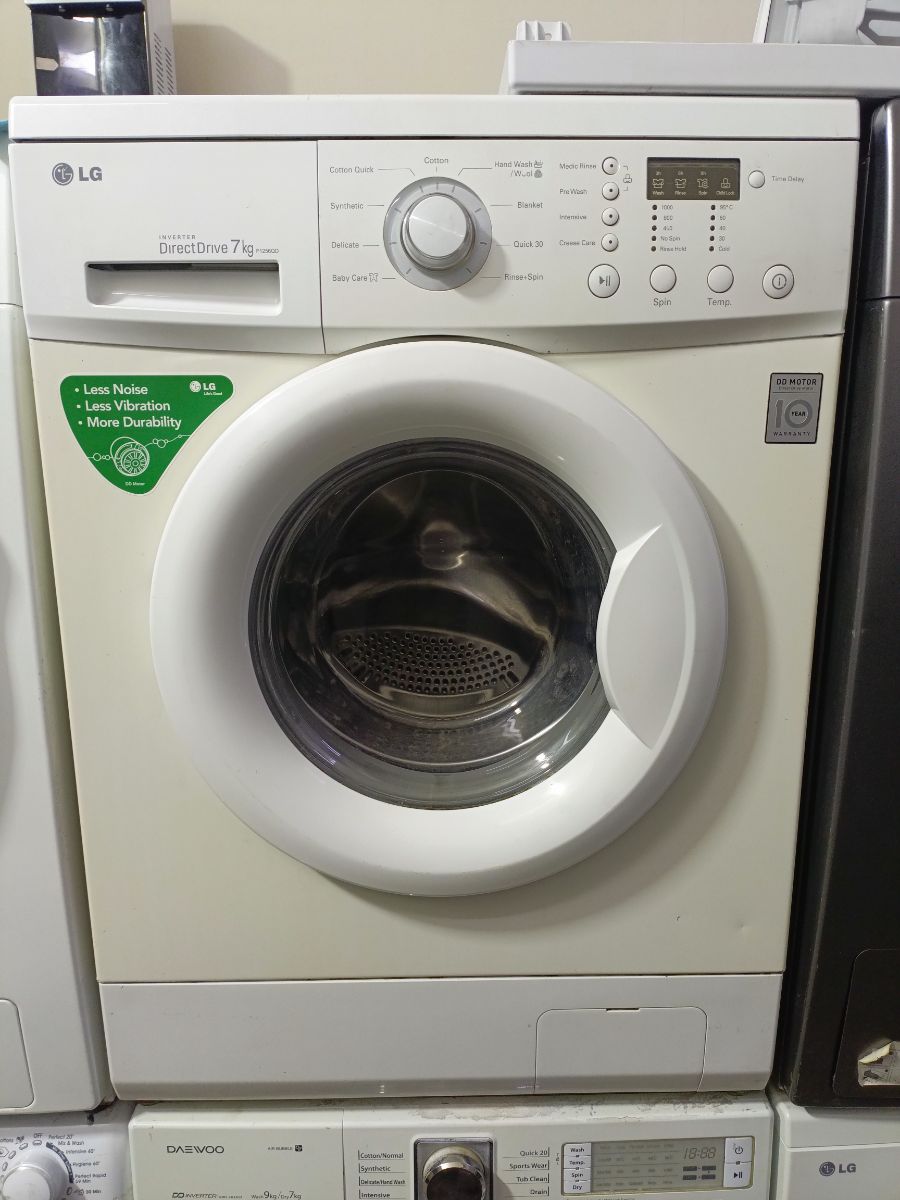 Lg washing machine 7 kg - Image 1