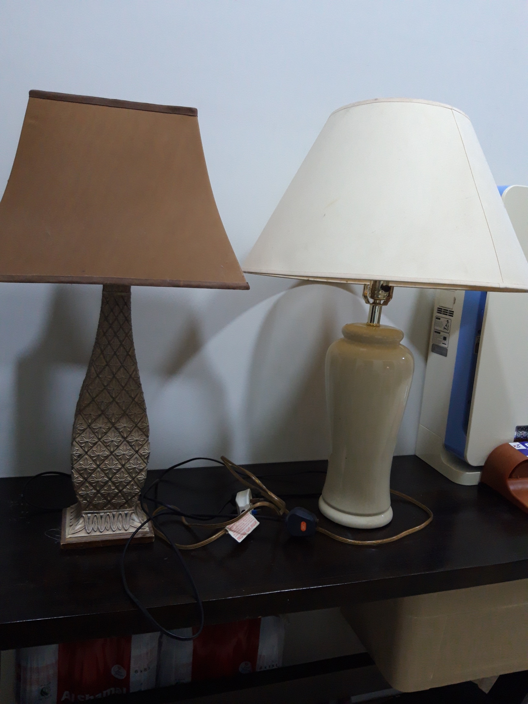 TABLE LAMP - Image 3
